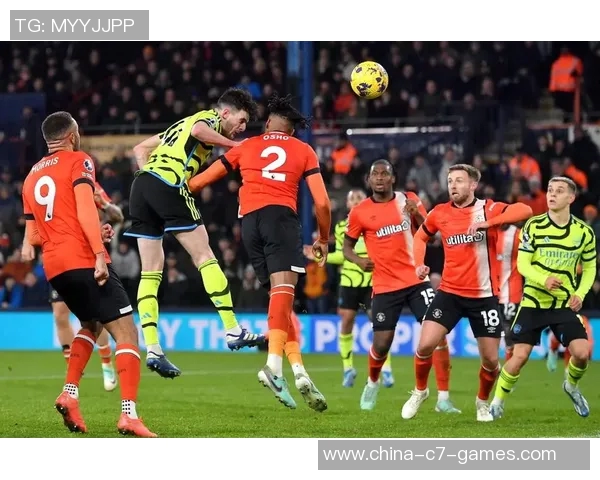 阿森纳攻势足球的魅力与战术解析：如何重塑英超赛场的辉煌